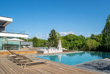 VILLA DE LUXE